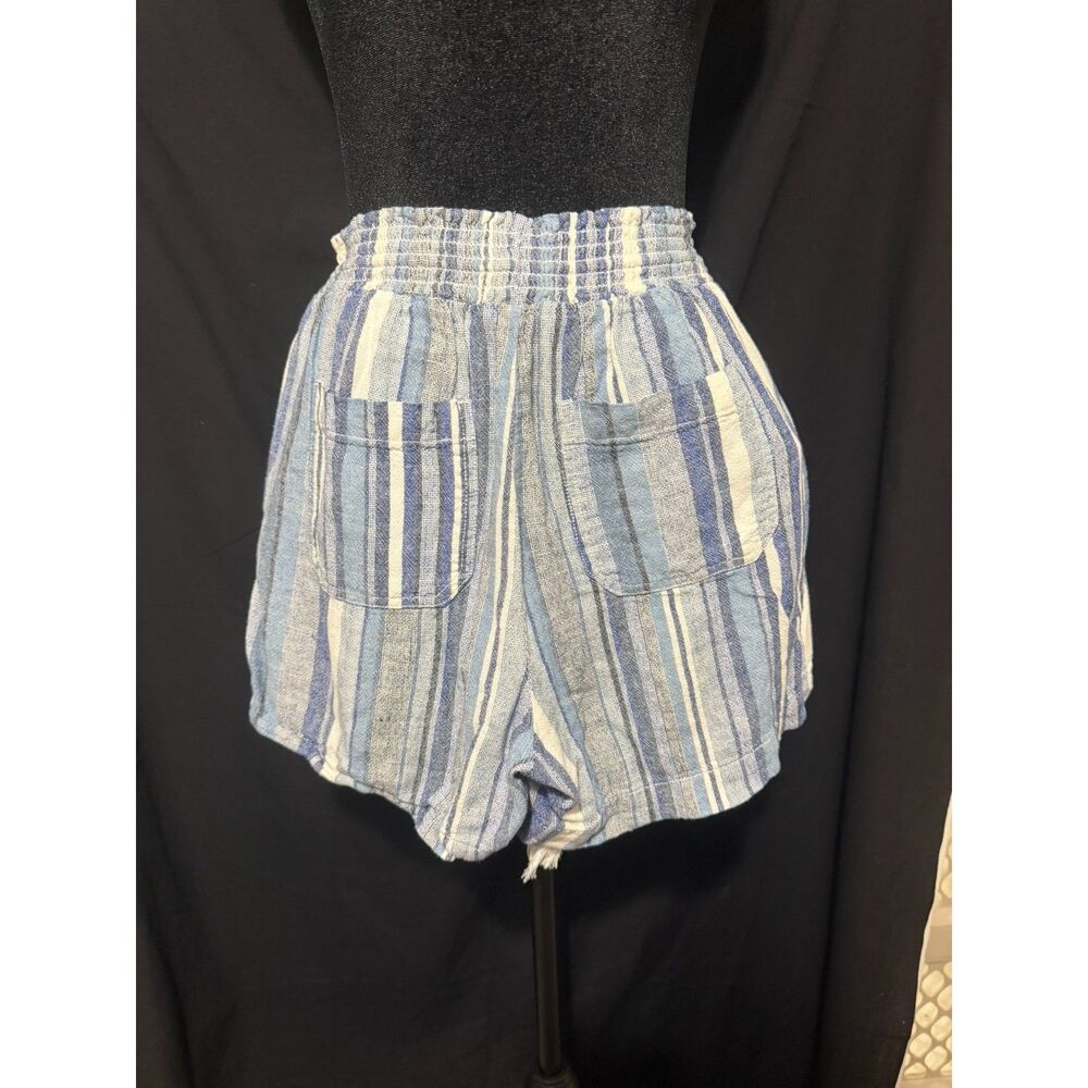 #289 - Briggs New York Women's Shorts Size S Blue White Striped Drawstring